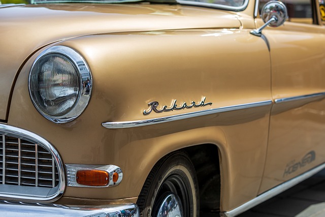 Shipping Classic & Vintage Cars: Costs, Factors, & Tips for Savings